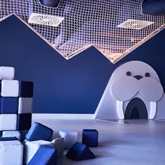 Sala sensoryczna Warszawa: Jak wybrać najlepszą dla rozwoju dziecka?