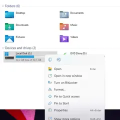 Menu kontekstowe dysku C w Windows 11. Kliknij "Pokaż więcej opcji Windows 11", aby zobaczyć wszystkie możliwości.