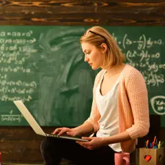 Nauczanie zdalne: od planu do sukcesu. Praktyczny przewodnik