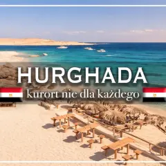 Piękna plaża w Hurghadzie, turkusowe morze i łodzie. Czy Hurghada jest bezpieczna? To kurort nie dla każdego.