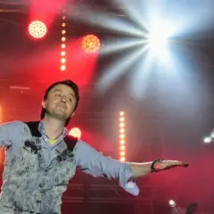 Patryk Pegza ile ma lat? Zaskakujące fakty o liderze After Party