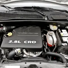 Silnik 2.8 CRD w Jeepie: Wady, zalety i czy warto go kupić?