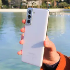 Samsung S21 recenzja: czy warto kupić ten smartfon? Zalety i wady