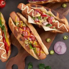 Ile kalorii ma hot dog z Orlenu? Zaskakujące wartości kaloryczne!