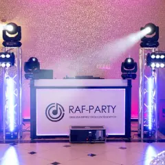 Koszt DJ-a na wesele: Ceny, co wpływa i jak wybrać bez stresu?