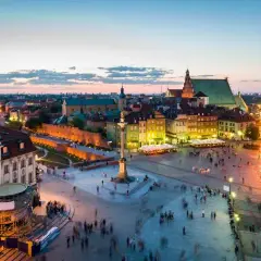 Ile trwa lot z Holandii do Polski? Sprawdź, co wpływa na czas podróży