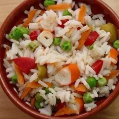 Cómo hacer ensalada de arroz: Receta fácil y trucos de chef