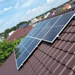 Ile kosztuje kilowat fotowoltaiki? Sprawdź, czy nie przepłacasz za instalację!