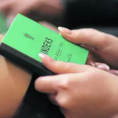 Ile się płaci za rekrutację na studia? Zaskakujące różnice w opłatach