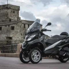 Piaggio MP3 500/530 HPE: Przyspieszenie czy wystarczy na kat. B?