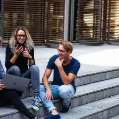 Przykładowe CV po studiach, które pomoże Ci wyróżnić się w rekrutacji