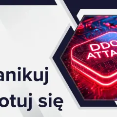 Nie panikuj, przygotuj się na ataki DDoS. Grafika przedstawia schemat obwodów drukowanych z napisem "DDOS ATTACK" w neonowym blasku.