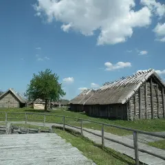 Wolin: Skansen Słowian i Wikingów atrakcje, festiwal, ceny