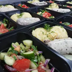 Catering "Wiesz Co Jesz" Łódź: Zdrowe posiłki dla firm i na eventy