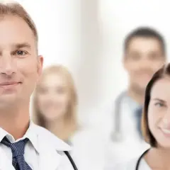 Jakiego neurologa polecacie w Radomiu? Sprawdzone rekomendacje lekarzy