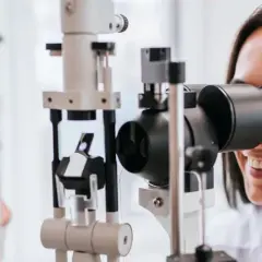 Ile kosztują okulary w Vision Express? Sprawdź ceny i promocje!