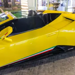 Ile kosztuje wynajem Lamborghini Huracan? Pełny cennik i warunki