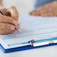 Czy fizjoterapeuta może wystawić receptę na leki i wyroby medyczne?