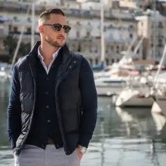 Jak powinien ubierać się mężczyzna po 50, aby wyglądać elegancko?