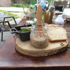 Gdzie zjeść w Bystrzycy Kłodzkiej? Najlepsze restauracje i smaki