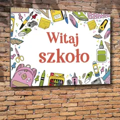 Kolorowe tapety szkolne z napisem "Witaj szkoło" i rysunkami przyborów: plecak, nożyczki, kredki, klej.