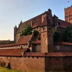 Ile trwa zwiedzanie zamku w Malborku? Czas na historię i architekturę