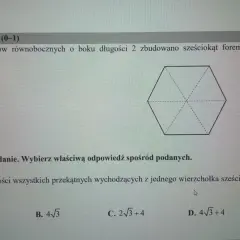 Sześciokąt foremny zbudowany z 6 trójkątów. Zadanie dotyczy sumy długości przekątnych.