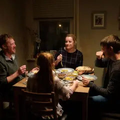 Nie ma nas w domu - recenzja poruszającego filmu o życiu rodziny
