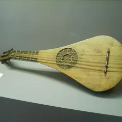 Gra na podobnym do lutni instrumencie - Muzyka na podobną do lutni instrumentów