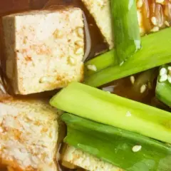 Zupa kimchi: jak przygotować zdrową i pyszną potrawę koreańską