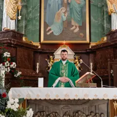 Czy w poniedziałek wielkanocny trzeba iść do kościoła? Odpowiedź na wątpliwości