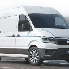 Porównanie w AutoCentrum: Jak uniknąć błędów przy wyborze auta