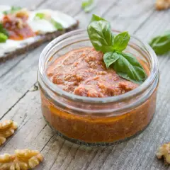 Pesto czerwone z czym jeść - zaskakujące połączenia smakowe, które pokochasz