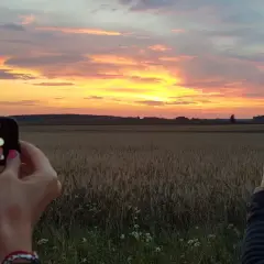Jak zrobić dobre zdjęcie telefonem? Proste triki, które zaskoczą