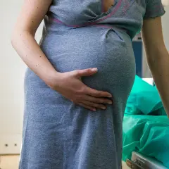Szyjka 3 cm – co to oznacza dla porodu i zdrowia w ciąży?
