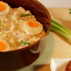 Jak zrobić pyszną sałatkę jarzynową – prosty przepis i sprawdzone porady