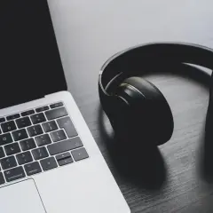 Jak włączyć dźwięk w laptopie i uniknąć frustracji z brakiem audio
