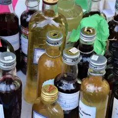 Gdzie kupić nalewki kaszubskie? Odkryj najlepsze oferty online