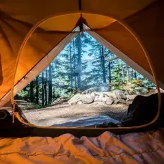 Gdzie pod namiot w Opolskim? Najlepsze miejsca na camping