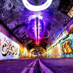 Czy graffiti to rodzaj współczesnego malarstwa czy wandalizm?