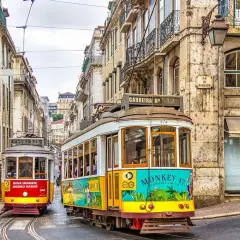 Ile trwa lot z Warszawy do Portugalii? Zaskakujące fakty o czasie podróży
