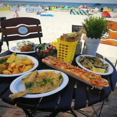 Gdzie zjeść w Dębkach? Odkryj najlepsze restauracje i smaki