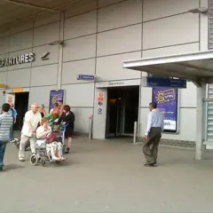 Czy lotnisko Luton jest czynne? Aktualny status i ograniczenia operacyjne
