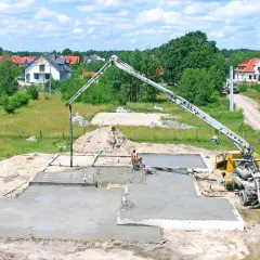 Jaki beton na wylewkę na gruncie? Wybierz najlepszy dla swojego domu