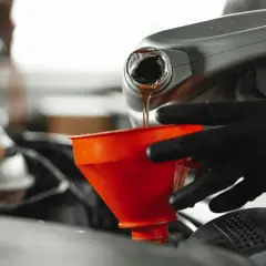 Jaki olej do Citroena C4 1.4 benzyna, aby uniknąć kosztownych napraw?