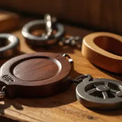 Jak zrobić unikalne drewniane breloczki? Poradnik krok po kroku