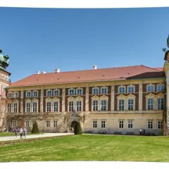Muzeum zamek w Łańcucie - historia, atrakcje i informacje praktyczne