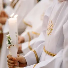 Ile kosztuje catering na komunię? Ceny, które mogą Cię zaskoczyć