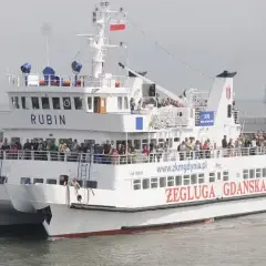Gdzie odpływa tramwaj wodny Gdańsk Hel? Pełne informacje o rejsach