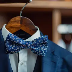 Jak dobrać krawat i muchę do garnituru? Porady eksperta mody!
